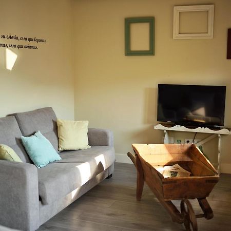 Apartamentos La Rosa Y El Pastor Guijo de Santa Barbara ภายนอก รูปภาพ