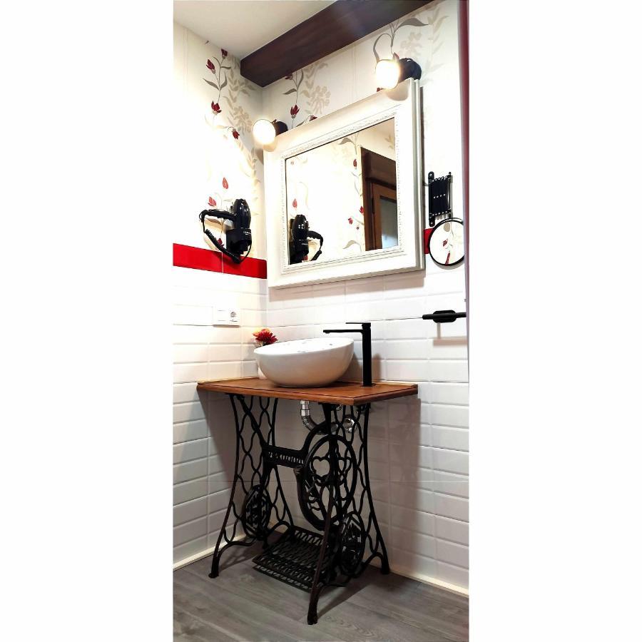 Apartamentos La Rosa Y El Pastor Guijo de Santa Barbara ภายนอก รูปภาพ
