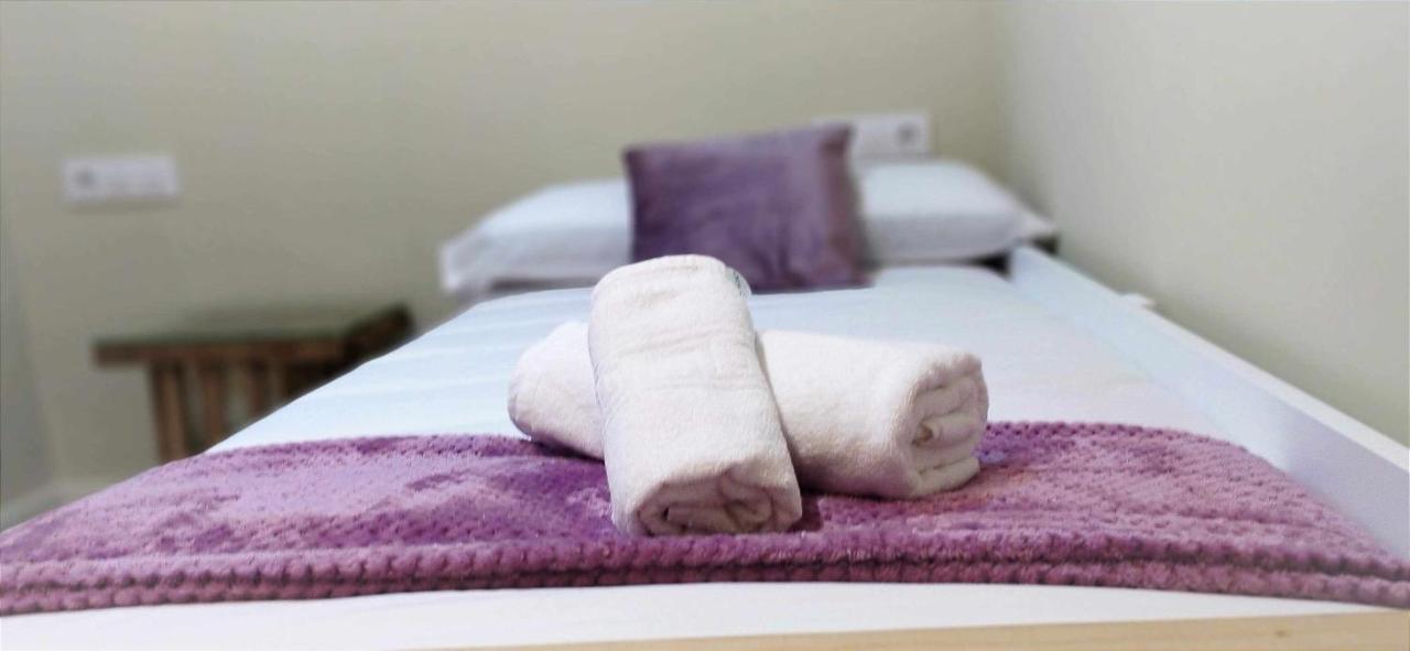 Apartamentos La Rosa Y El Pastor Guijo de Santa Barbara ห้อง รูปภาพ
