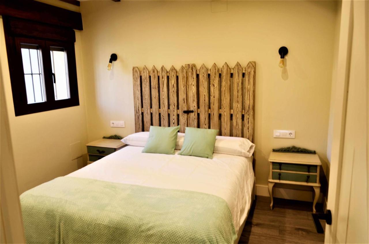 Apartamentos La Rosa Y El Pastor Guijo de Santa Barbara ห้อง รูปภาพ
