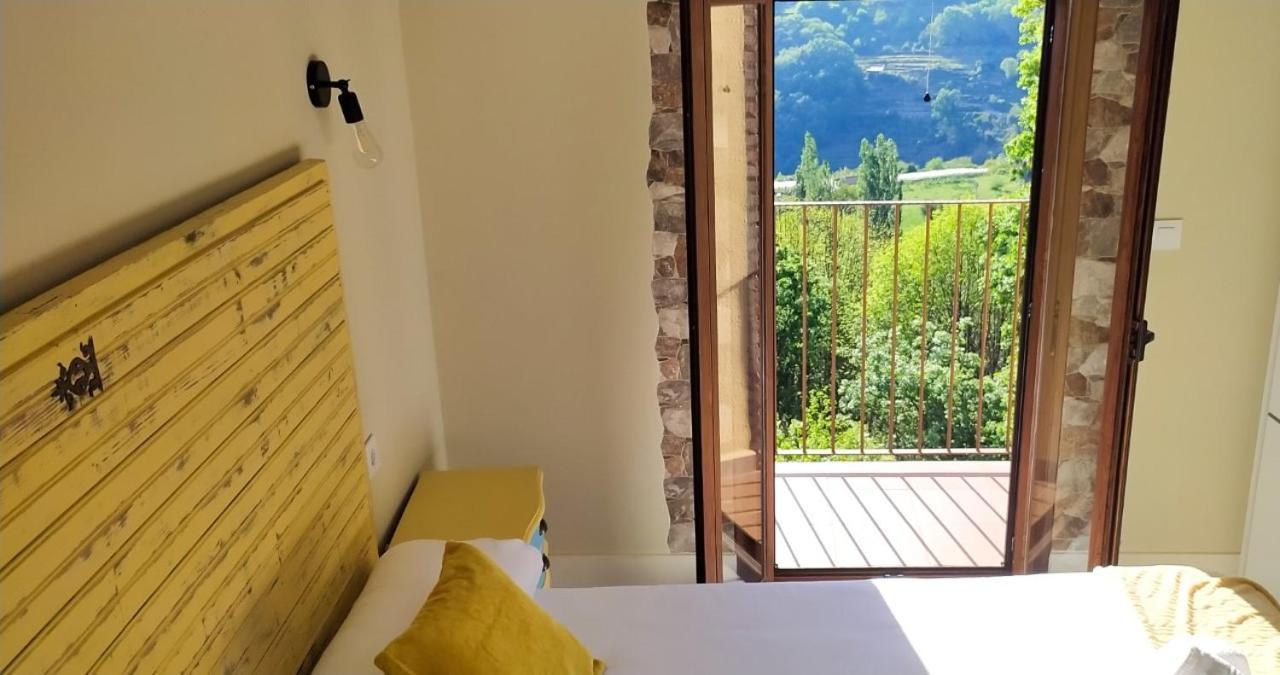 Apartamentos La Rosa Y El Pastor Guijo de Santa Barbara ภายนอก รูปภาพ